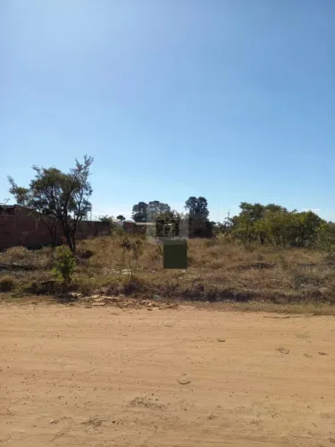 Terreno à venda no Bairro São Judas Tadeu.