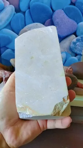 Tijolo antigo de Calcário bege 1600g raro