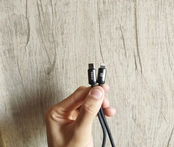 Cabo turbo para iPhone reforçado