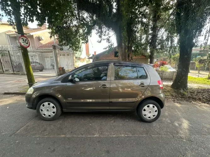 Volkswagen Fox Plus 1.0mi/ 1.0mi Total Flex 8V 3P 2009