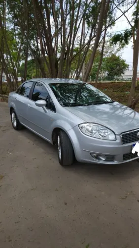 Fiat Linea Absolute 1.9/1.8 Flex Dualogic 4P 2011