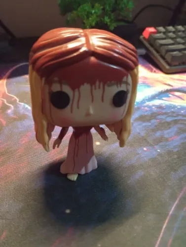 Funko pop carrie a estranha loose