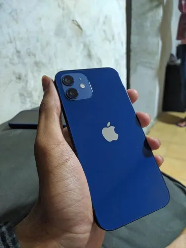iPhone 12 azul 64gb