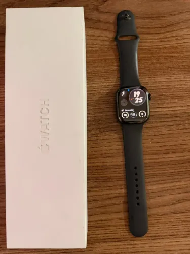 Apple Watch Series 11 - 42mm - JetBlack - Usado Apenas 2 vezes