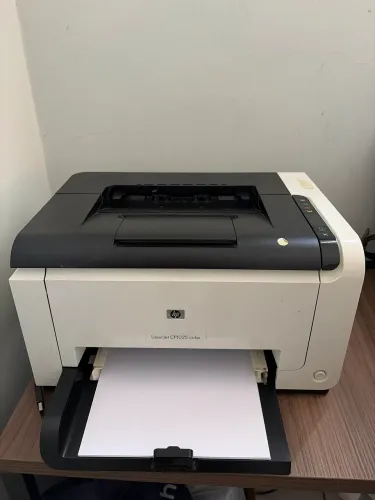 Impressora HP LASERJET CP1025 COLOR