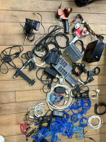 Vendo produtos de informática, fechamento de loja 