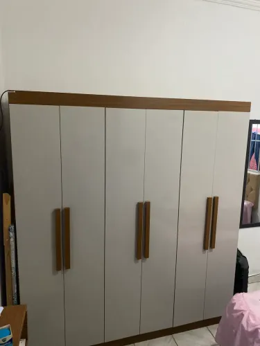 Guarda Roupa 6 Portas