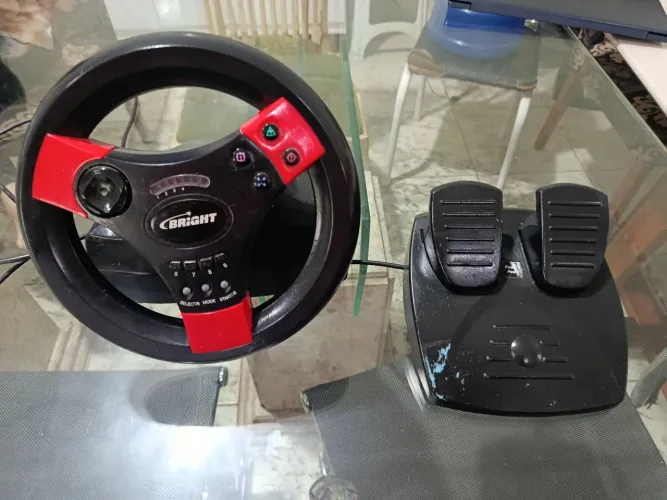 Mini volante Bright para PS2 ou PC game