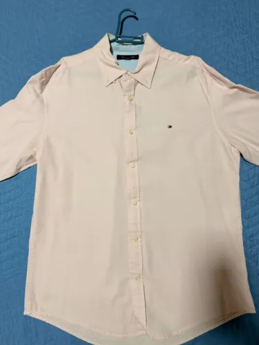 camisa social masculina tommy hilfiger cor de rosa, original, tamanho G (large), impecável