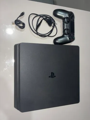 PS4 SLIM 500gb + 5 JOGOS