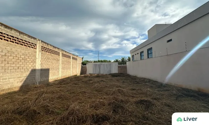 Lote com 450 M² Para Locação na Av. Jk, Setor Morada do Sol, Rio Verde/go.