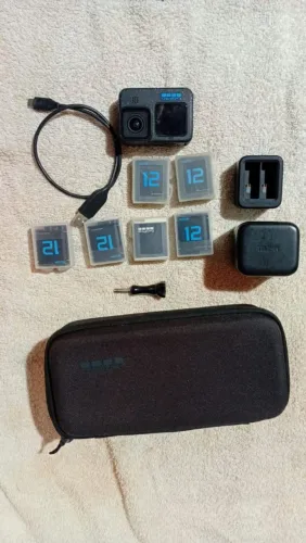 Vendo GO Pro 12 Hero Black completa!