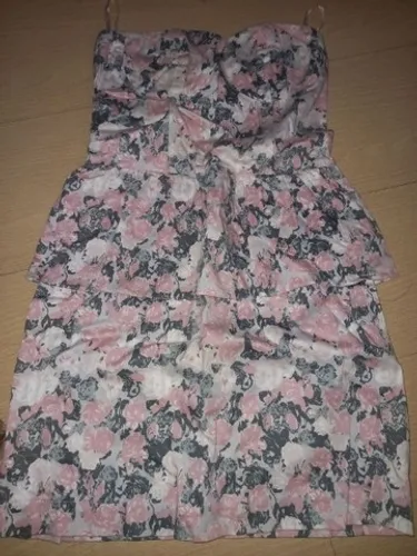 Roupas menina tamanho P serve desde 12 a 14 anos