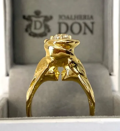 Anel em Ouro 18K 750 14,6 gramas