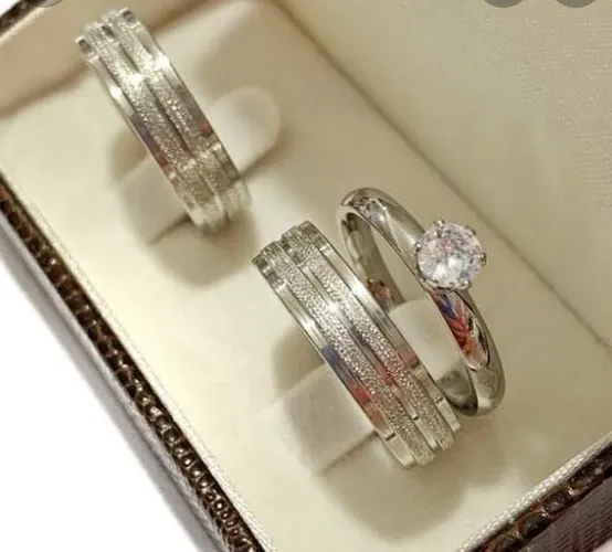 Alianças em aço inoxidável 