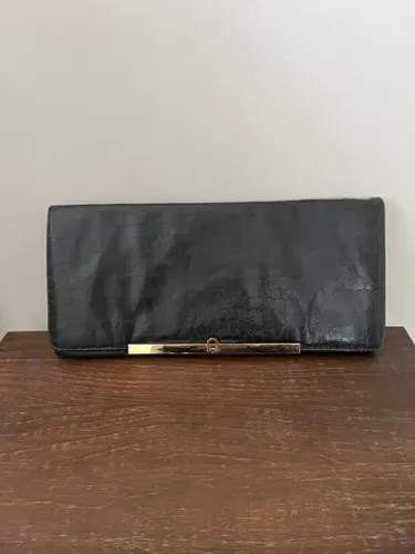 Bolsa preta em couro