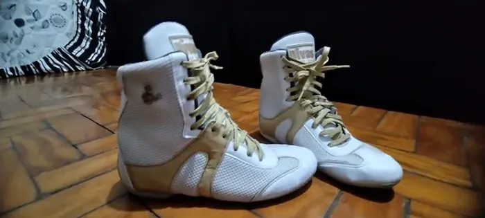 Bota pra academia Divas