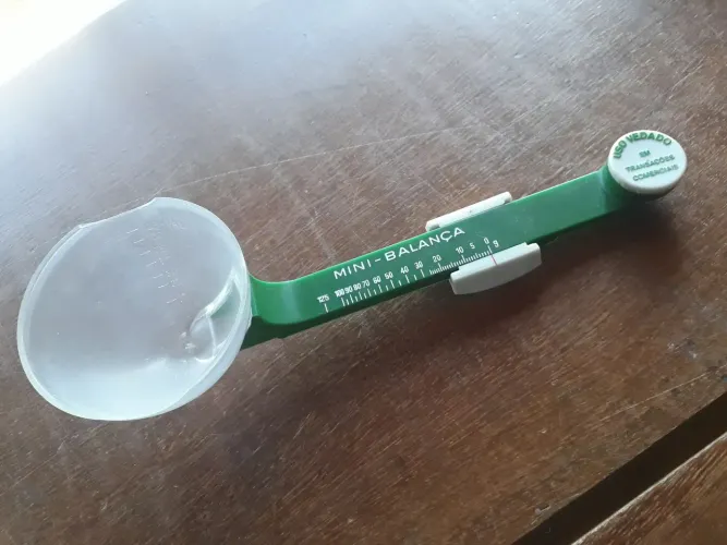 Mini Balança Antiga