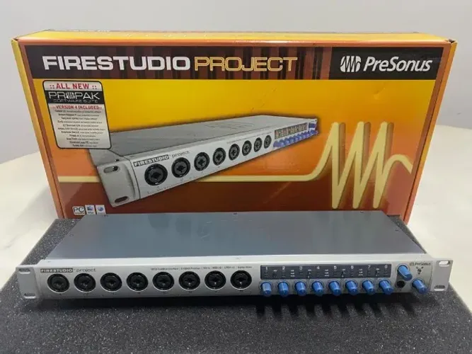 Interface de audio firewire Firestudio Project