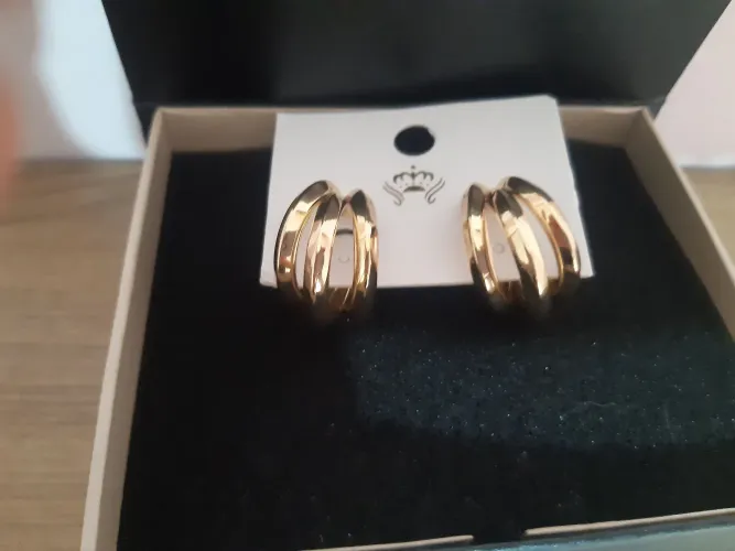 Brinco banhado a ouro, argola três fios