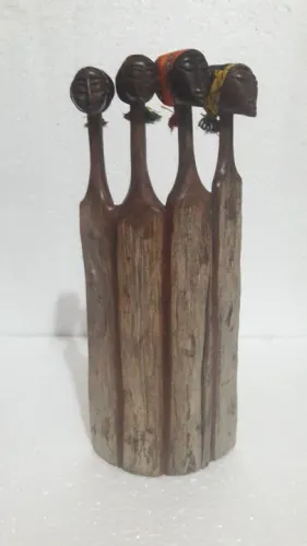 Objetos para decoração. Leia o anúncio. 