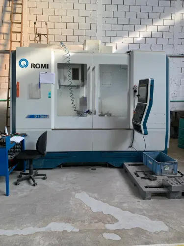 Centro de usinagem CNC