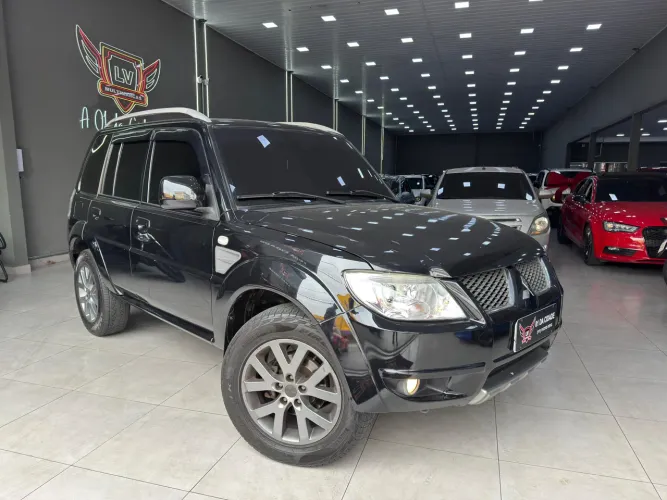 Mitsubishi Pajero TR4 2.0 Flex 16V 4X2 Aut. 2013