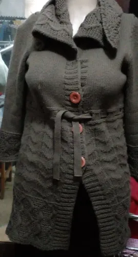 LOTE 30 ROUPAS FRIO MASC FEM E INFANTIL