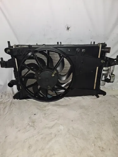 Kit conjunto radiador Chevrolet corsa montana