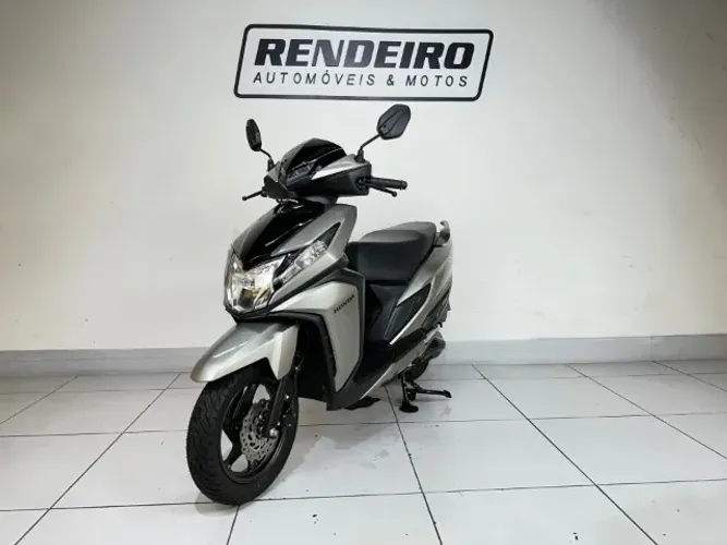 Honda Elite ano 2025 com 1300km unico dono aceito troca