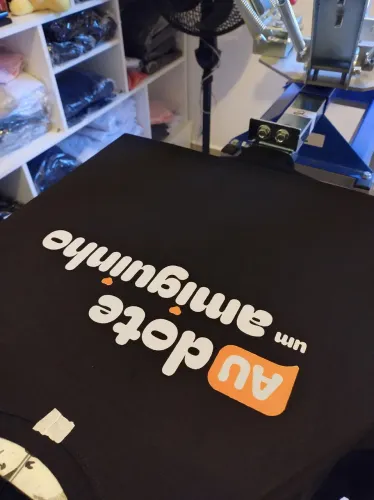 Camisetas personalizadas( com sua logo ou arte de sua escolha)  leia o anúncio 