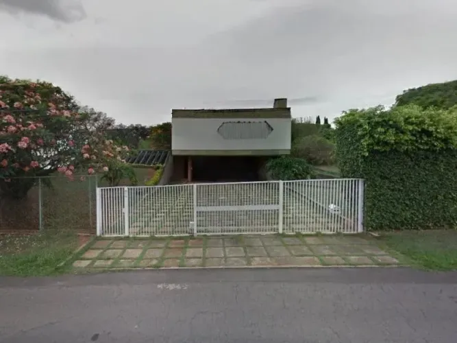 VENDO CASA NA QL 2 DO LAGO NORTE