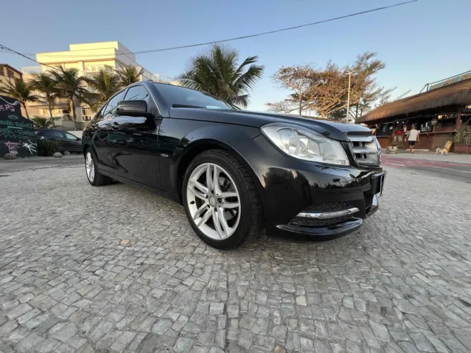 Mercedes-Benz C-180 CGI Classic 1.8 16V 156cv Aut. 2012