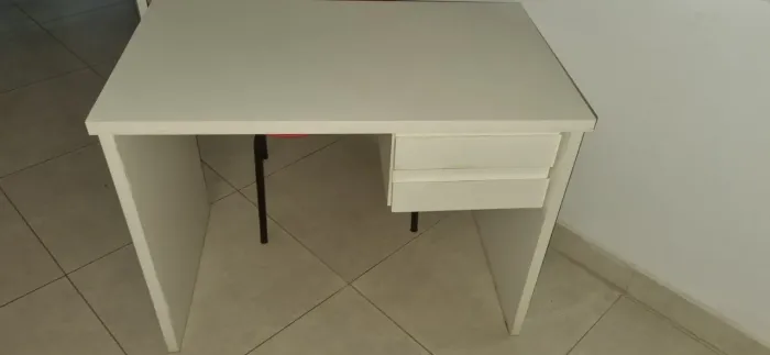 Mesa para escritório ou estudo