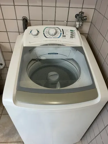 Máquina de Lavar Roupas Electrolux 10kg