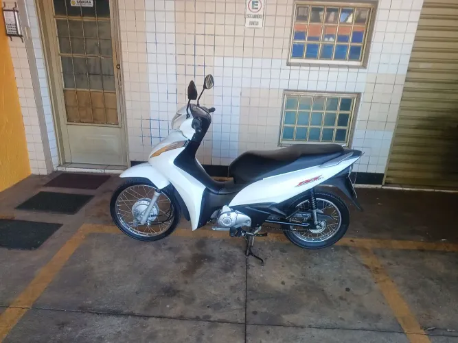 BIZ 110I 2024(Parcela Cartão)MUITO NOVA!!!