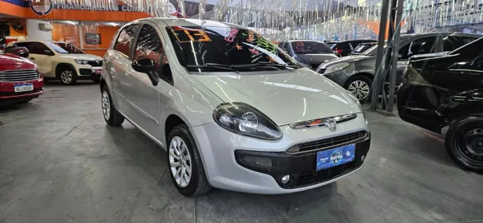 Fiat Punto Attractive 1.4 Fire Flex 8V 5P 2013
