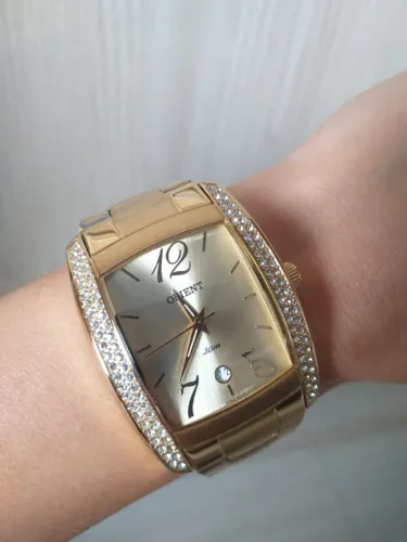Relógio feminino Orient dourado