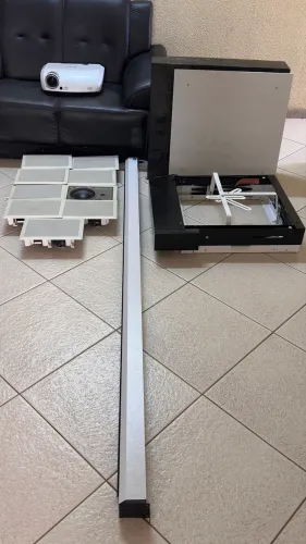 Projetor Optoma tela projeção Gaia 113 polegadas Lift elevador e caixas Proficient W665
