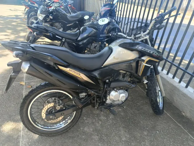 Aluguel de moto - Bros 160 disponível para locação