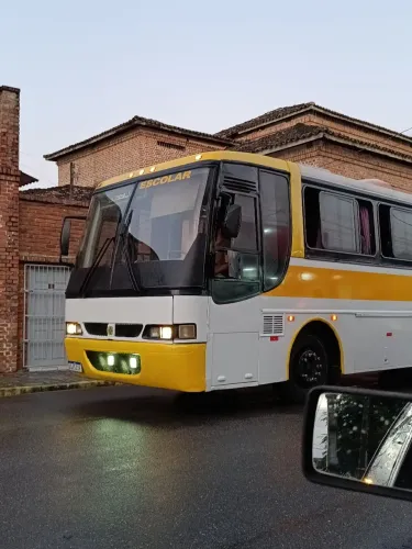 Ônibus rodoviário buscar 
