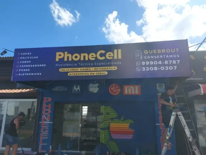 Letras e Placas Luminosas - Comunicação Visual Interna e Externa - Acm Fachada - Totens e 
