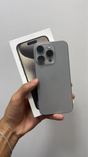 iPhone 15 Pro natural