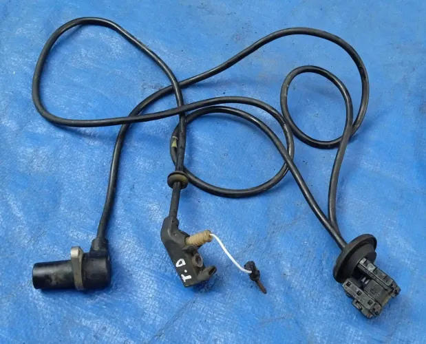 Sensor ABS Traseiro Direito Mercedes E320 1995 - 2002 A2105409308   