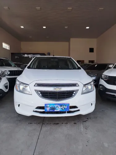 Chevrolet Onix Hatch LT 1.0 8V Flex Power Mec. 4P 2015