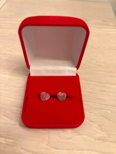 Par de brincos de rubi ouro 18k