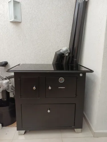 Fogão a lenha vitrocerâmico Antonow 