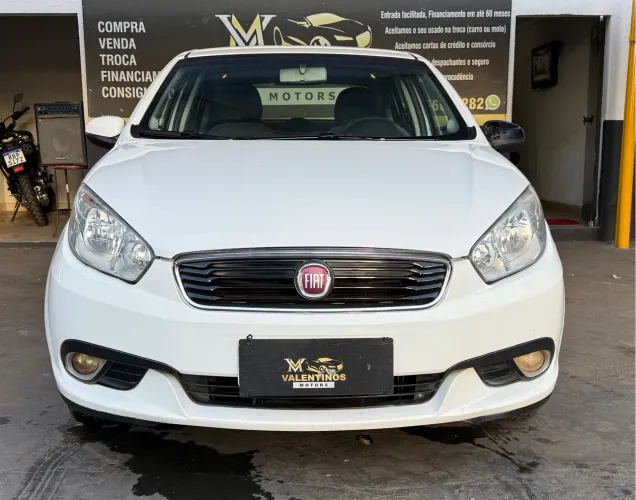 Grand siena 1.6 flex 2017 (extremamente novo )