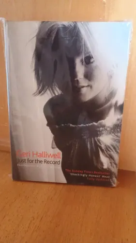 Livro Just for the Record - Geri Halliwell - Spice Girls 