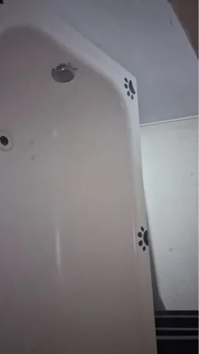 Banheira Branca com pés